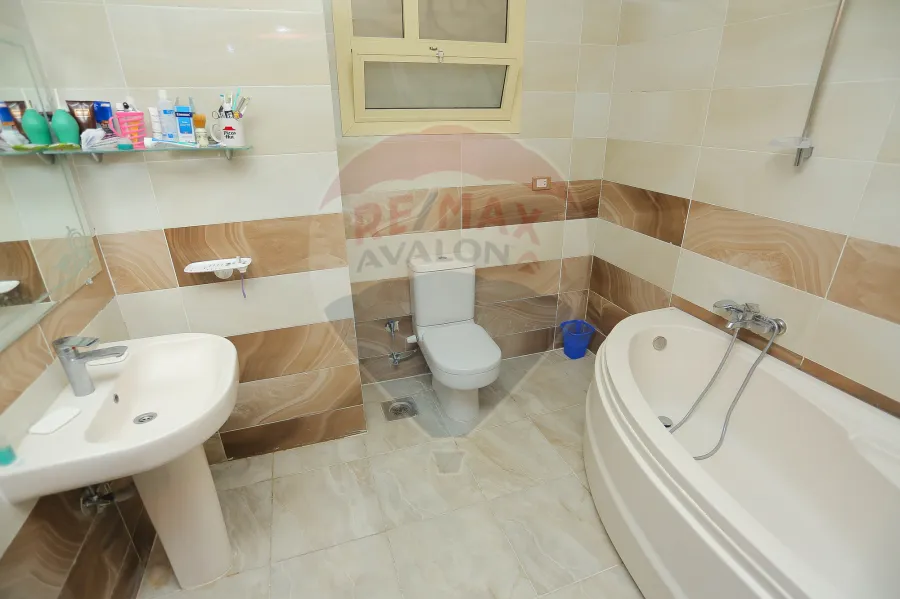 Apartment For Sale 215 m Roushdy (Aziz Shnouda Tower)