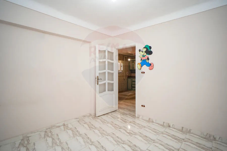 شقة للبيع 145 م سيدي جابر (على الترام)