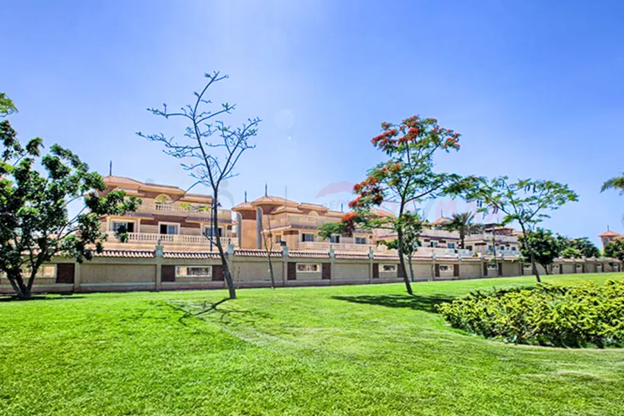 Standalone villa for sale, 560 m², King Mariout (Al Orouba Royal)