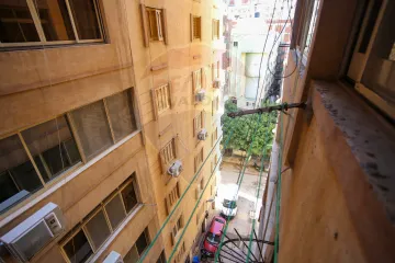 شقة للبيع 113 م زيزينيا (ش ابراهيم العطار)