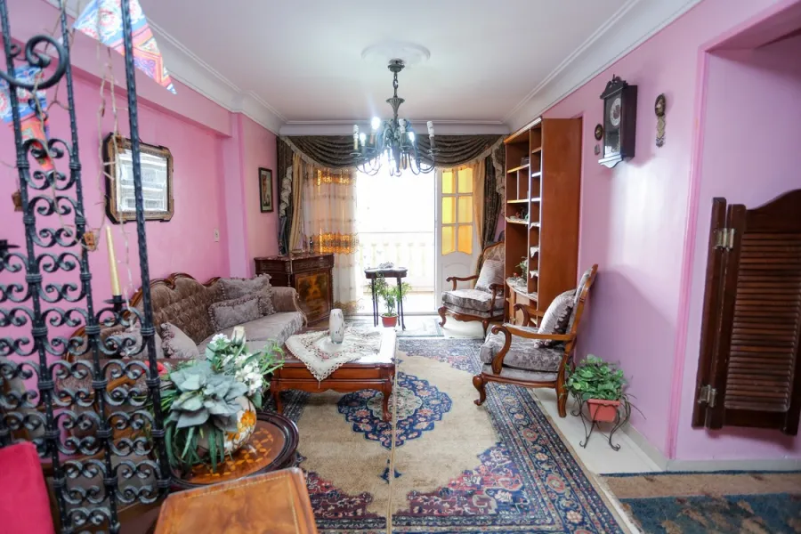 شقة للبيع 142م صافى سيدي جابر ( على الترام مباشرة )