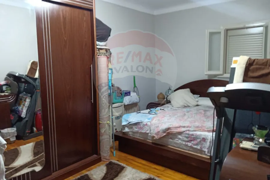 شقة للبيع 135 م بولكلي (ش ابو قير)