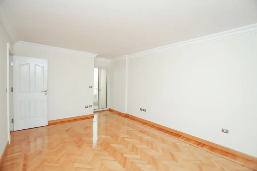 شقة للإيجار222م سموحة (تراس سموحة)