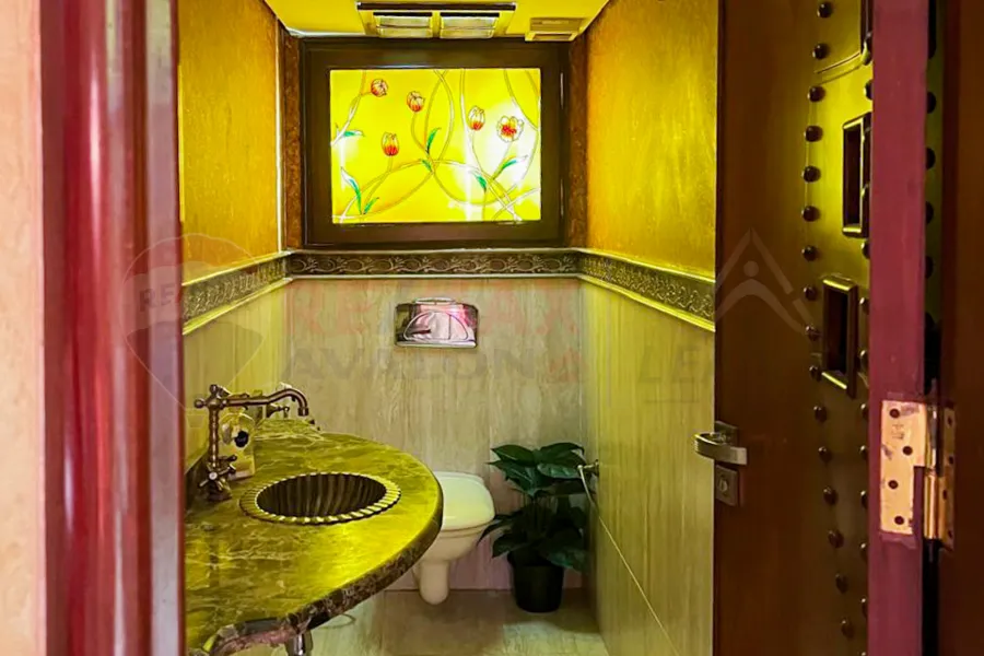 Apartment for sale 250 m Smouha (Tout Ankh Amoun St.)