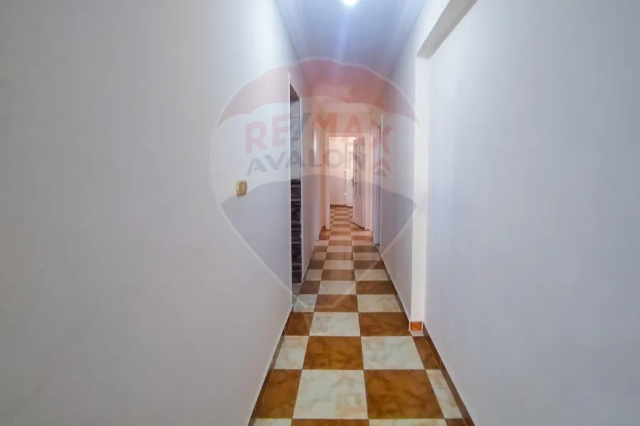 شقة للبيع 140 م سيدي بشر (خطوات من ش جمال عبد الناصر والعيسوي)