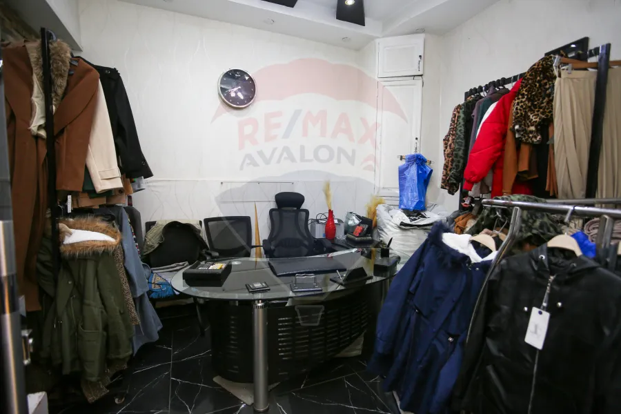 محل للبيع 155 م فيكتوريا (ش الجلاء)