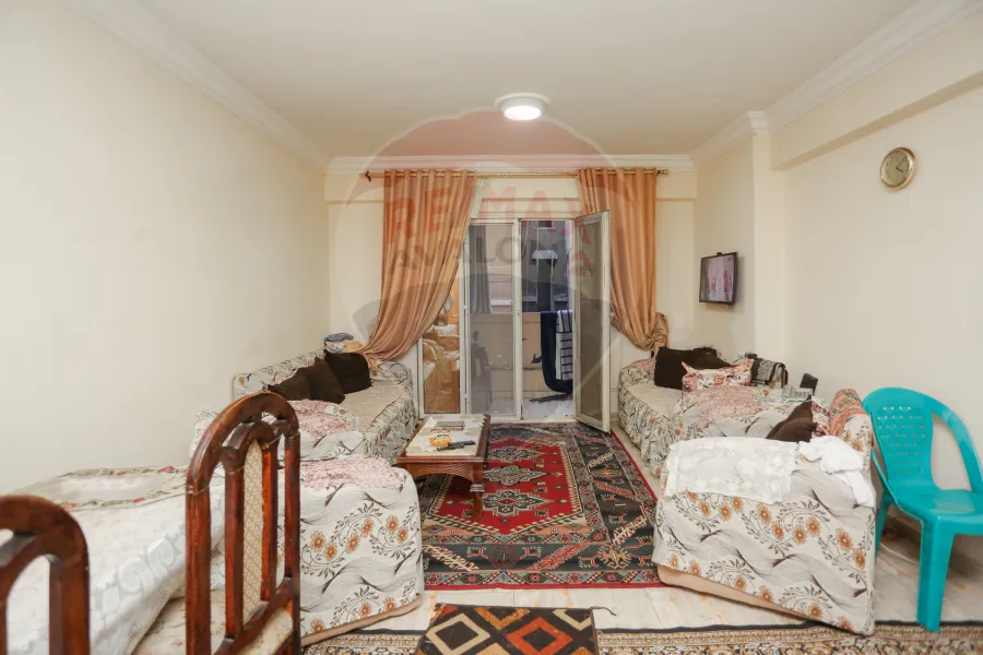 شقة للبيع 125 م سيدي جابر ( ثاني نمرة من شارع المشير - بجوار الوحيد ومفيد)