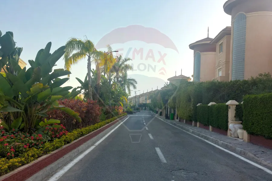 فيلا للبيع 1,113 م كينج ماريوط ( العروبه رويال )