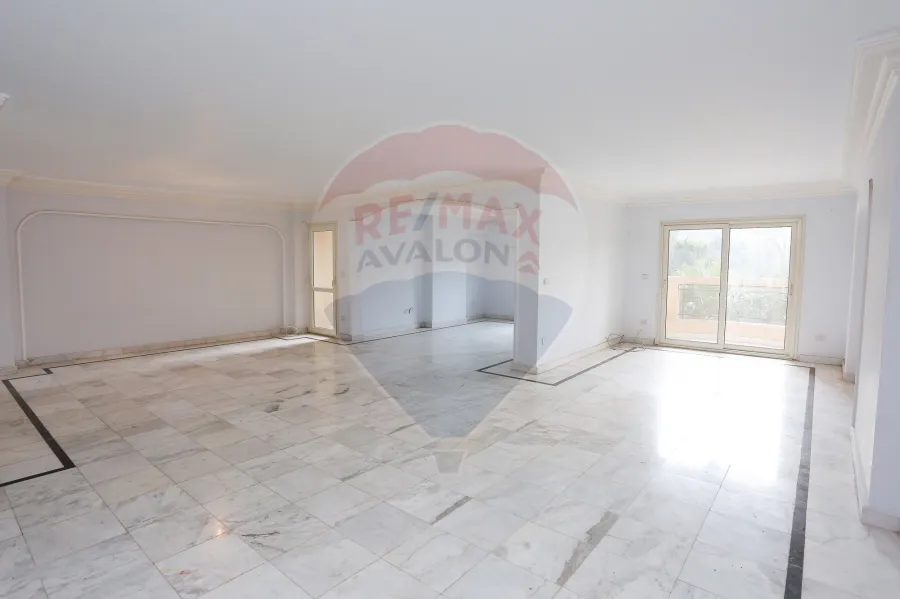 Apartment for sale 270 m Smouha (El Villat Distrect-steps from fawzia's palace