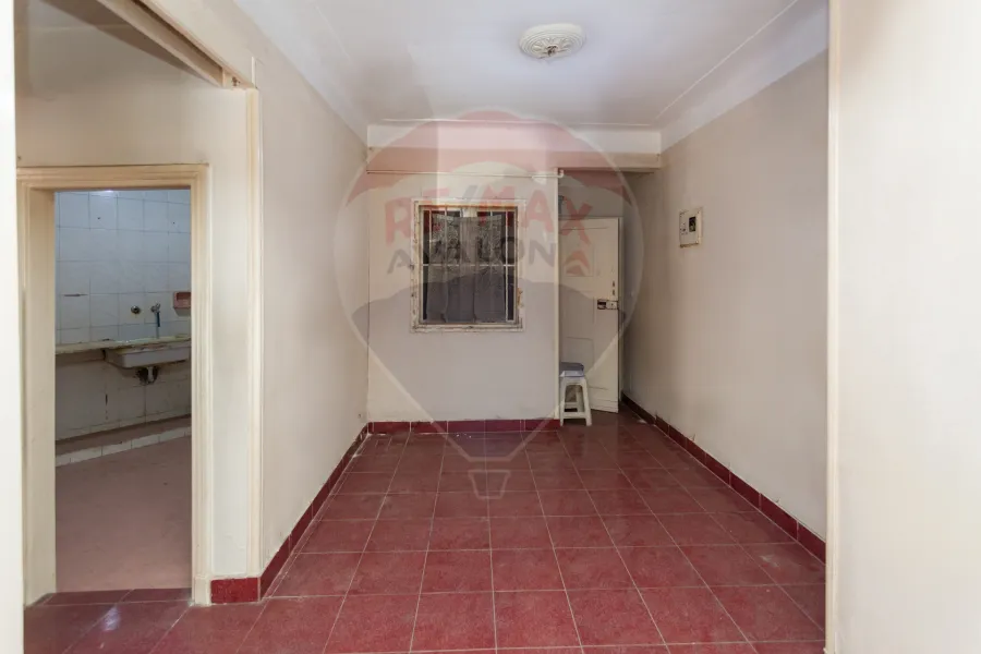 شقة للإيجار 90 م الشاطبي (ثاني نمره من البحر)