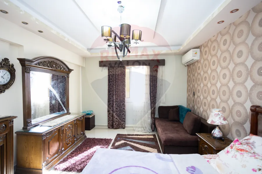 شقة للبيع 155 م جناكليس (ش مرتضي باشا)