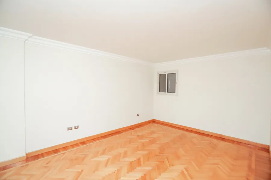 شقة للإيجار222م سموحة (تراس سموحة)