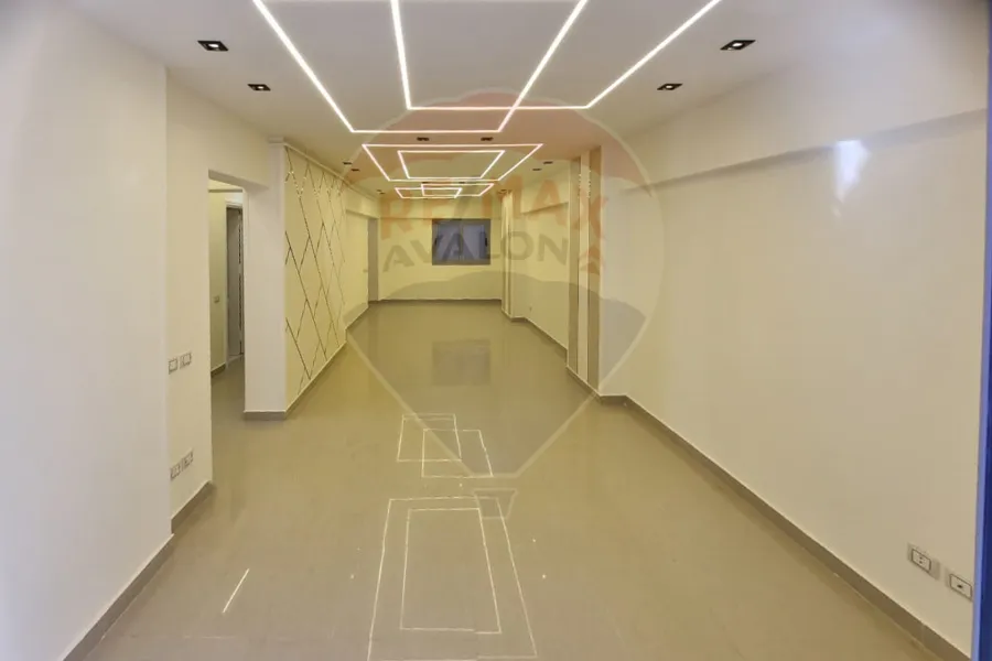 شقة للبيع 125 م سيدي بشر (بجوار الهيلتون)