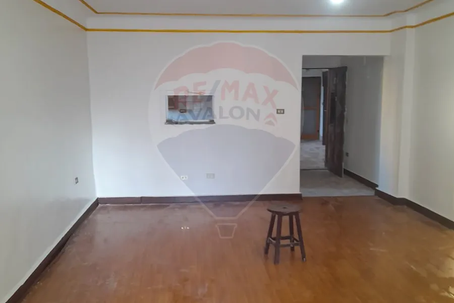 شقة للايجار 120 م مصطفي كامل (عمارات الضباط)