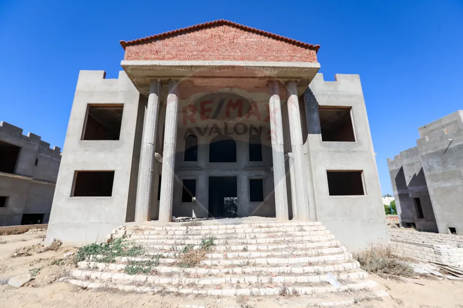 palace for sale 1,235 m King Mariout (compound El Orouba)