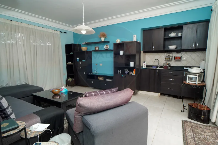 فيلا للبيع 4,200 م (فدان) كينج مريوط (بالقرب من واحة خطاب)