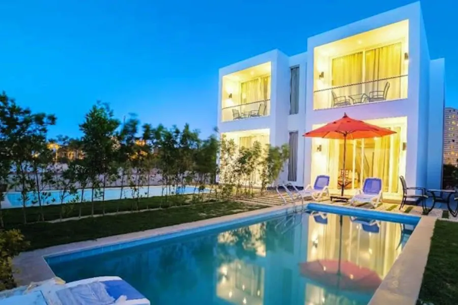 فيلا تاون هاوس للبيع (بورتو جولف - سيا فيلاجيو) 145 م