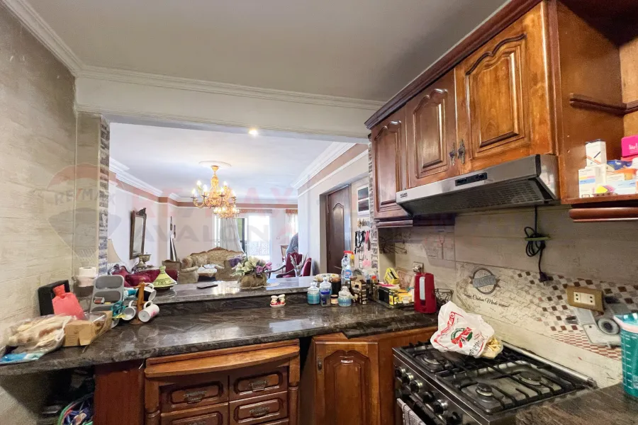 شقة للإيجار 170 م كفر عبده (ميدان سانت جيني)