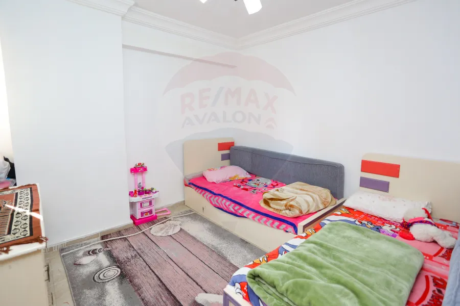 شقة للبيع  170 م سبورتنج (متفرع من البحر)