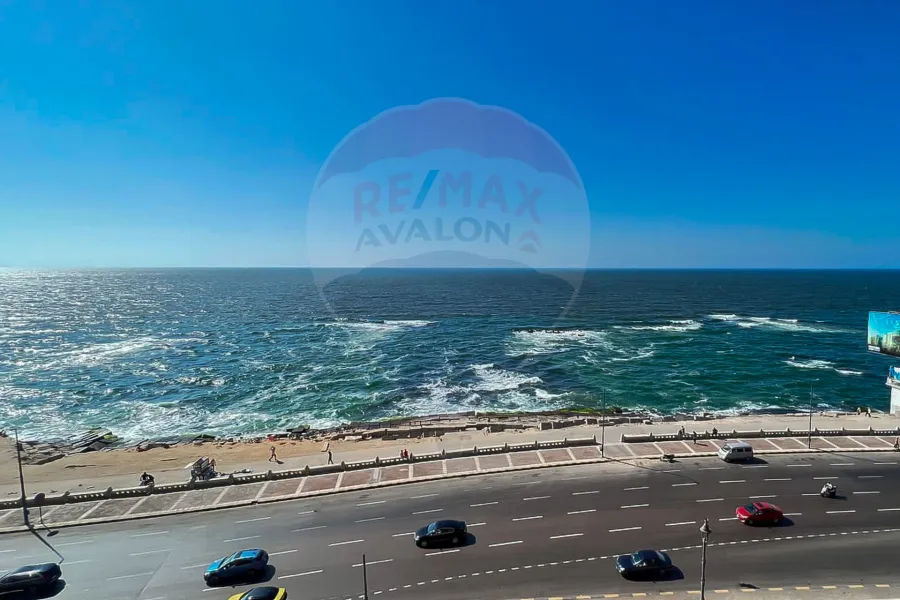 Furnished Apartment for Rent 145m Cleopatra (Directly on the sea)