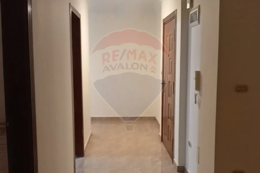 Apartment for sale 192 m Shatby (Mohamed Shafiq St.)