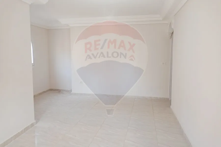 Apartment for rent 150 m Zezenia (Abo Qir St.)