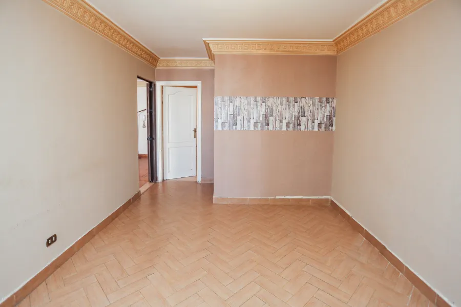 شقة للبيع 235م سموحة (تقاطع ش مصطفي كامل مع ش بهاء الدين الغتورى)