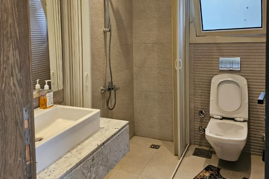 شاليه ارضي بجاردن للبيع (هاسيندا باي) 153 م