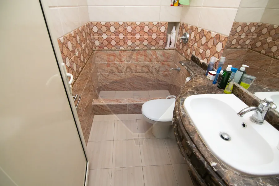 Apartment for sale 150 m Sidi Bishr (Branched from Gamal Abd El Naser)-