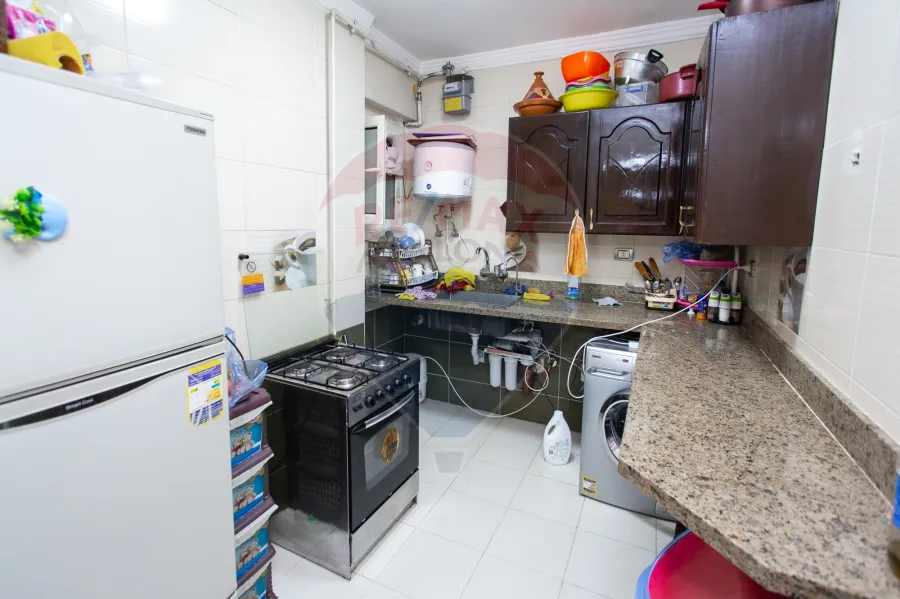 Apartment for sale 155 m Camp Chezar (steps from Sea & university bridge)