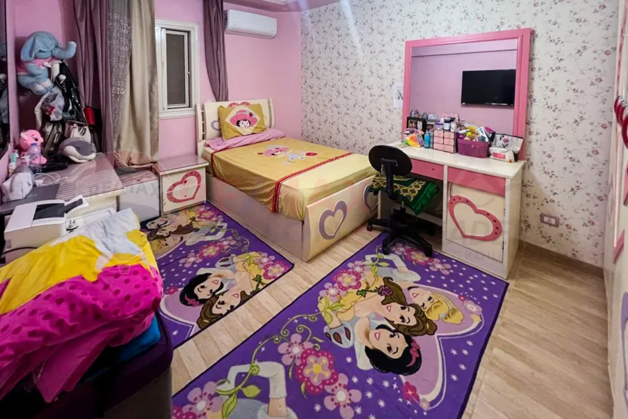 Apartment for sale 200 m Smouha (Branched from Fawzi Moaz St)