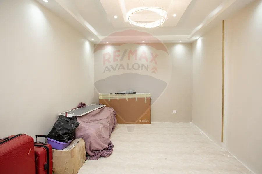 Apartment for sale 167 m Moharam Bek (Maamoun st.)