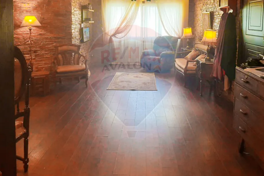 شقة للبيع 141 م التجمع الخامس (ماونتن فيو - أكزيكتف ريزيدنس)