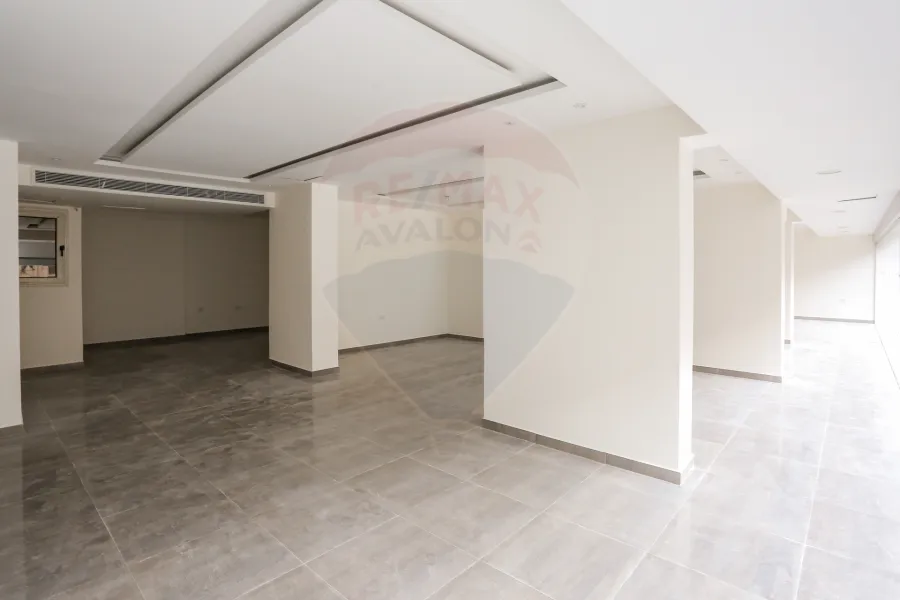 محل + ميزان للايجار 750 م سيدي جابر (ش ابو قير)