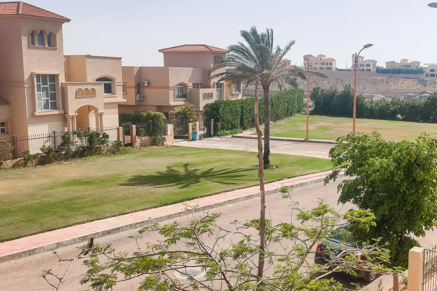 Villa for sale 838 m King Mariout (compound Alex West - Antoniades area