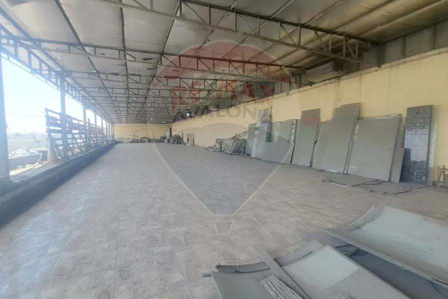 ميزان للايجار 2,000 م مطار النزهه (الطريق السريع)