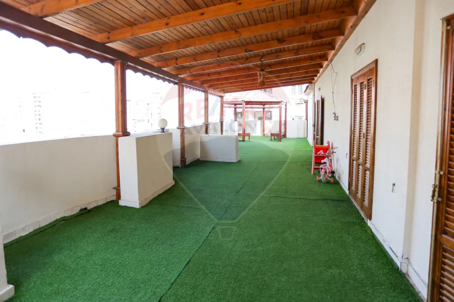 شقة للبيع 600م لوران ( خطوات من ش شعراوي )