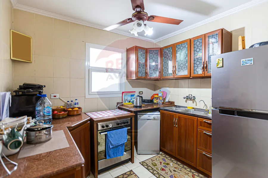 شقه للبيع 185 م لوران (ش سيرهنك )