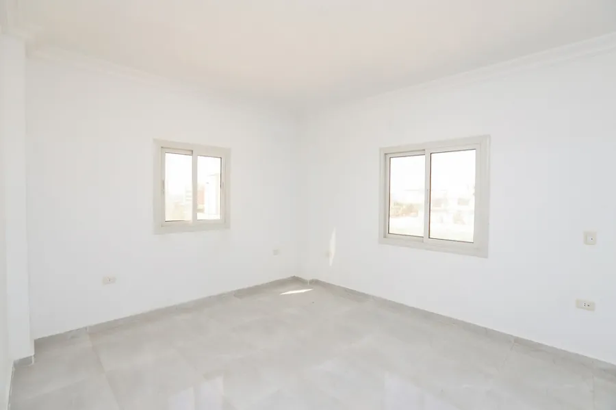 فيلا مسجلة للبيع 500م كينج مريوط (تقسيم القضاه)