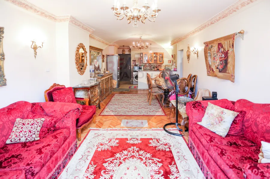 Apartment for sale 120 m Zezinia (Abd El Salam Aref St.)