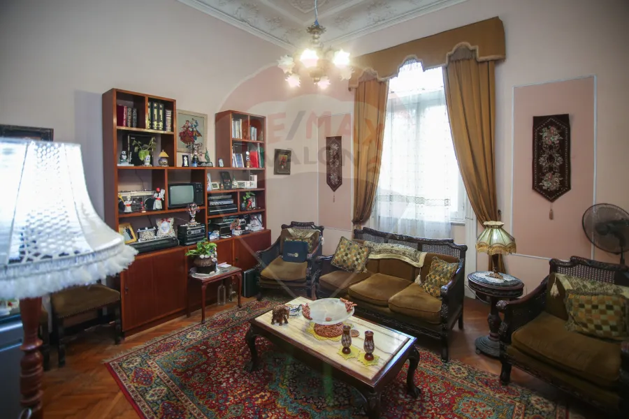Apartment for sale 270 m Latin Distrect (Pharaohs St.)
