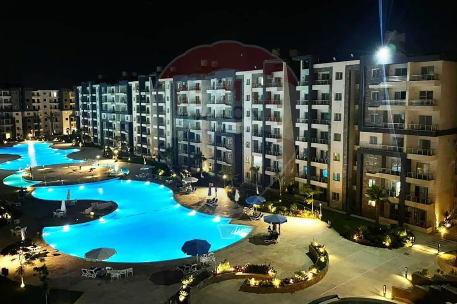 شاليه للبيع الساحل (قرية رو مارينا - أمام مارينا 5)