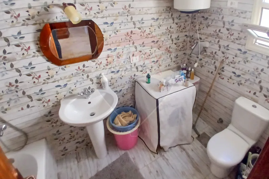 شقة للبيع 112 م سموحة (ش مدرسة الريادة - حدائق السرايا )