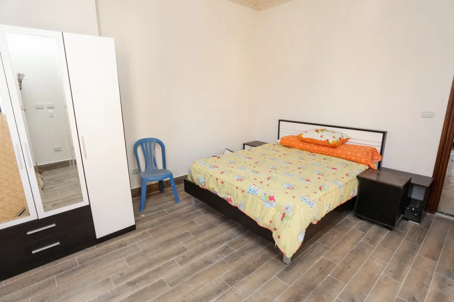 Apartment for sale 375m Victoria (Tram Station)