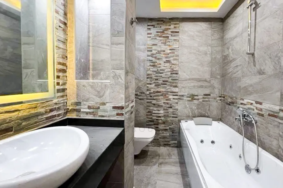 شقة للبيع 250 م سموحه (ش بهاء الدين الغتورى)