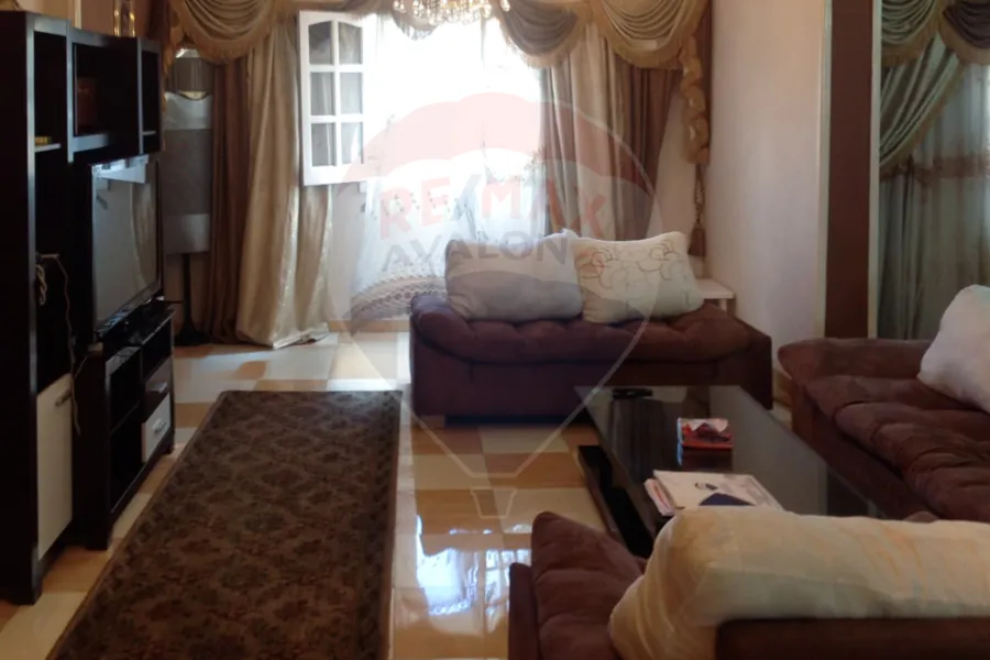 شقة للبيع 208 م رشدي (ثاني نمرة من ابو قير)