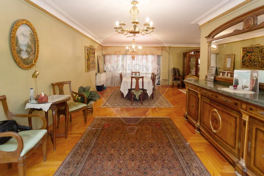 شقه للبيع 385 م لوران (ش ابراهيم نصير)