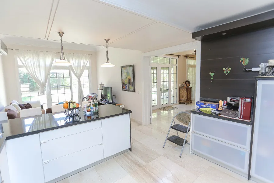 فيلا مستقلة للبيع 627 م بكينج مريوط  (بكومباوند العروبة)