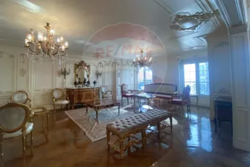 شقة للبيع 365 م سموحة (ش فوزي معاذ  - برج براند)