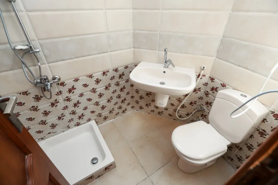 Apartment for sale 160m Kafr Abdou (Steps From Al-Lenby Gardens)
